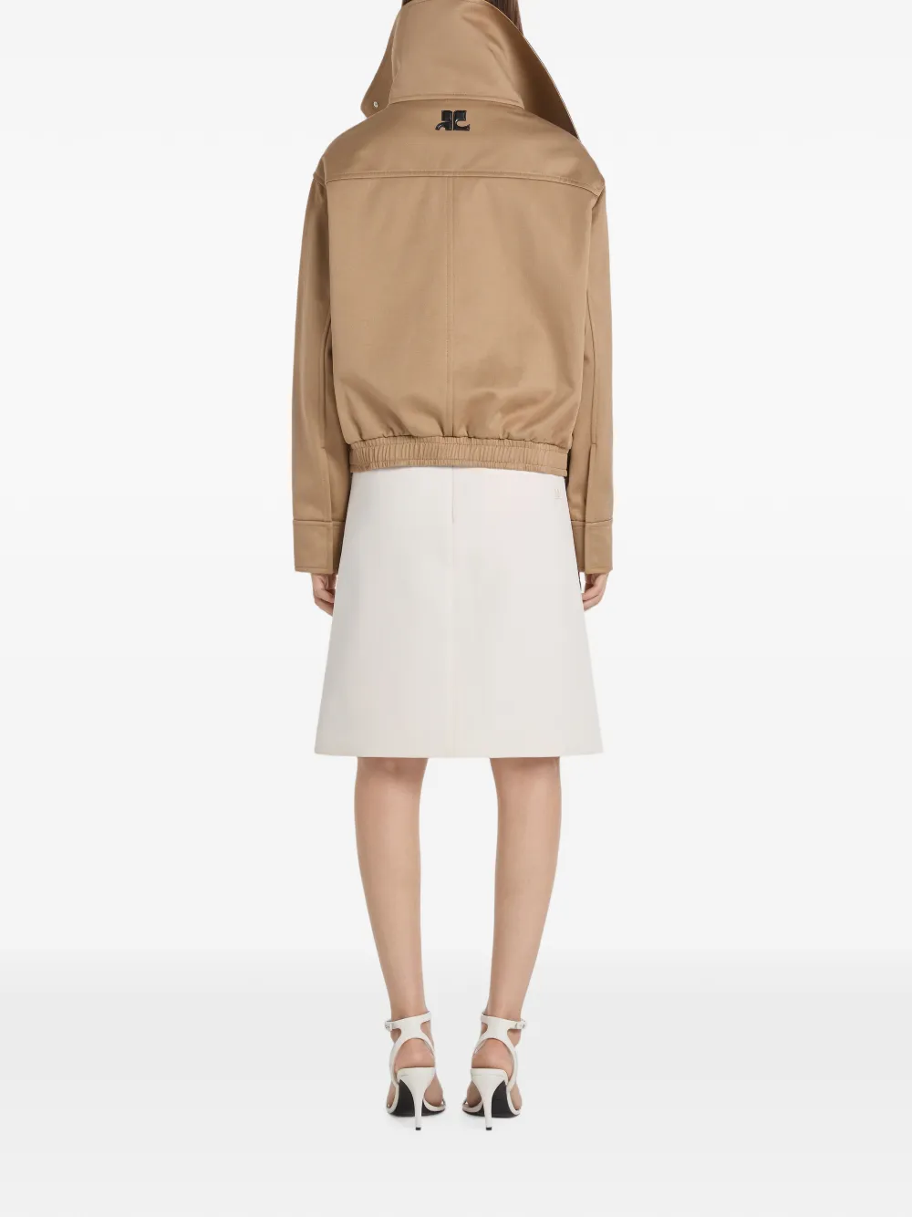 Courrèges Jack met hoge hals Beige