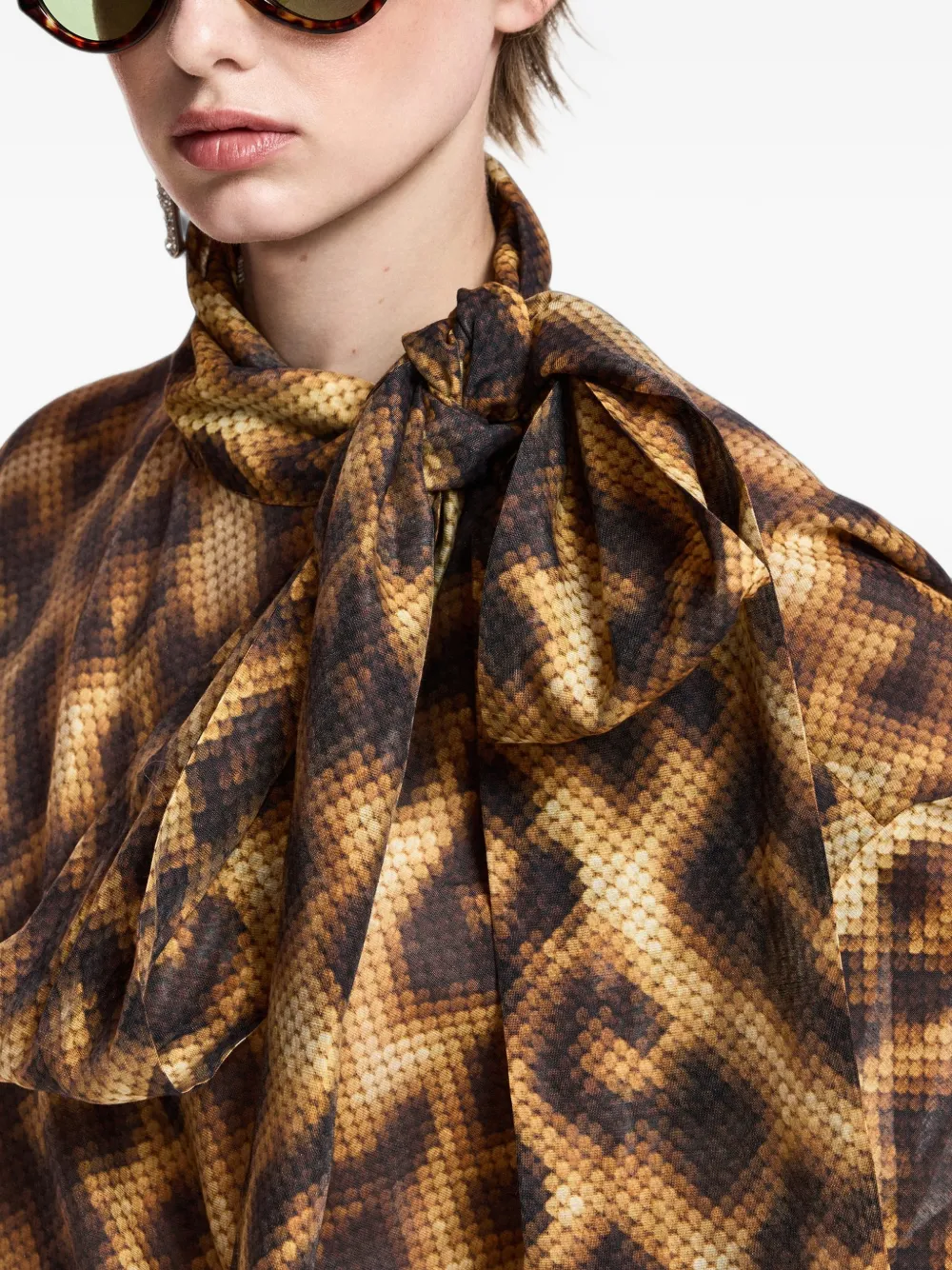 Essentiel Antwerp Karismatic blouse met strik Bruin