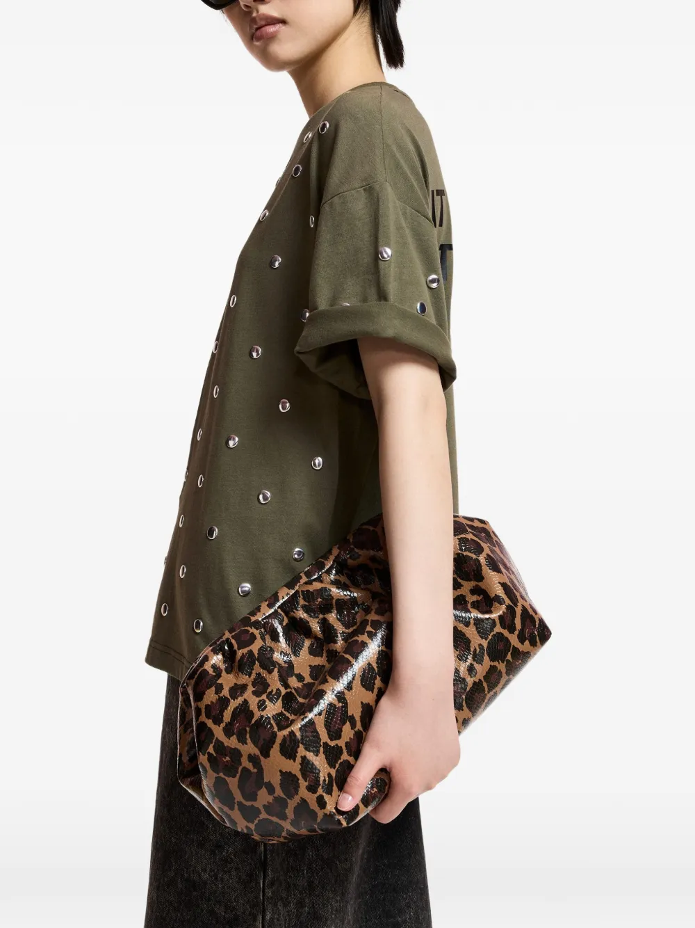Essentiel Antwerp T-shirt verfraaid met studs en tekst Groen