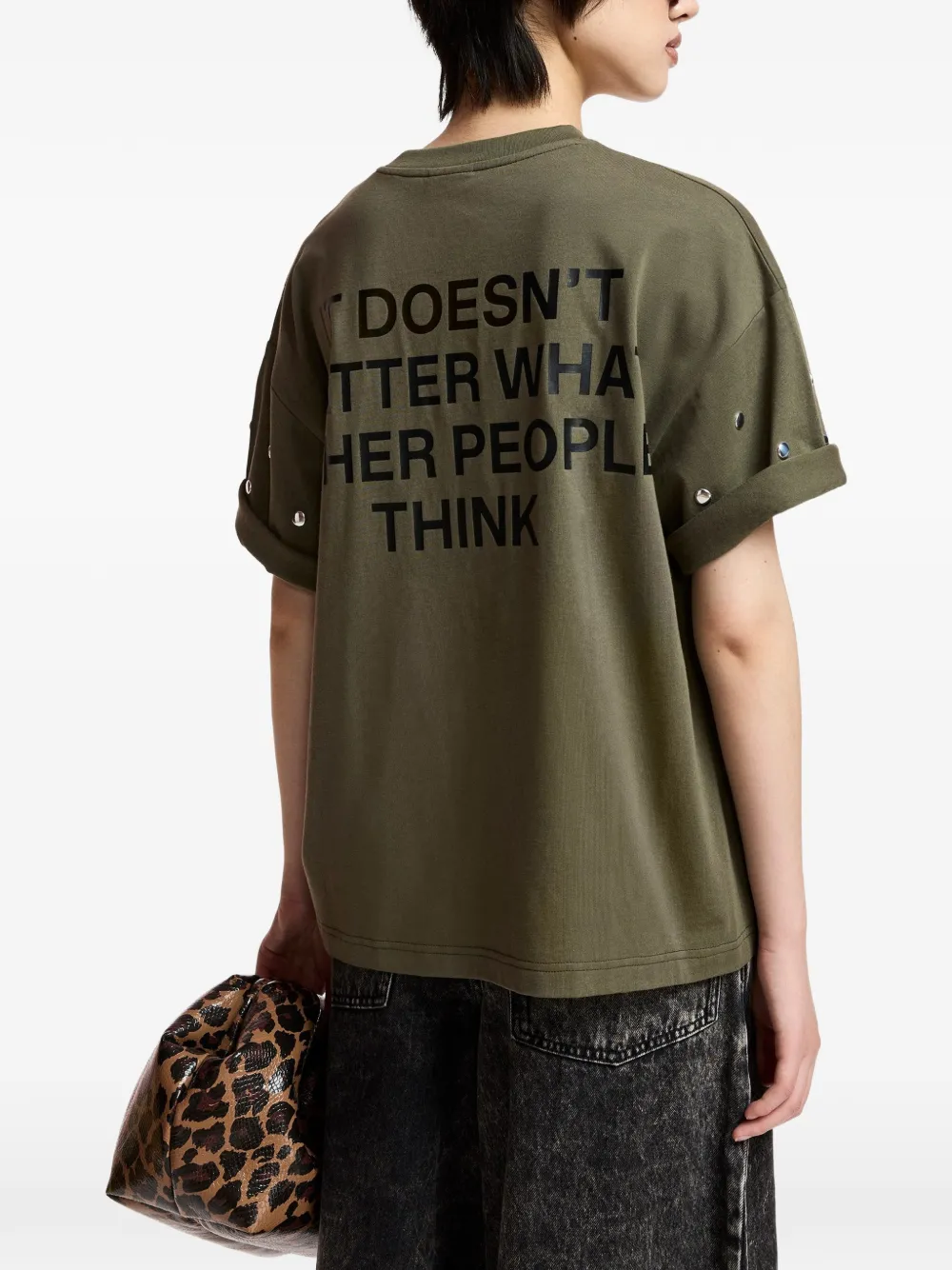 Essentiel Antwerp T-shirt verfraaid met studs en tekst Groen