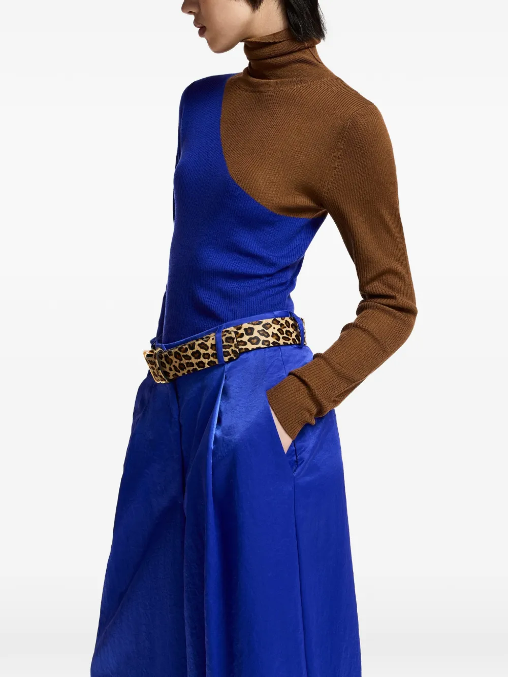 Essentiel Antwerp Ribgebreide tweekleurige trui Blauw