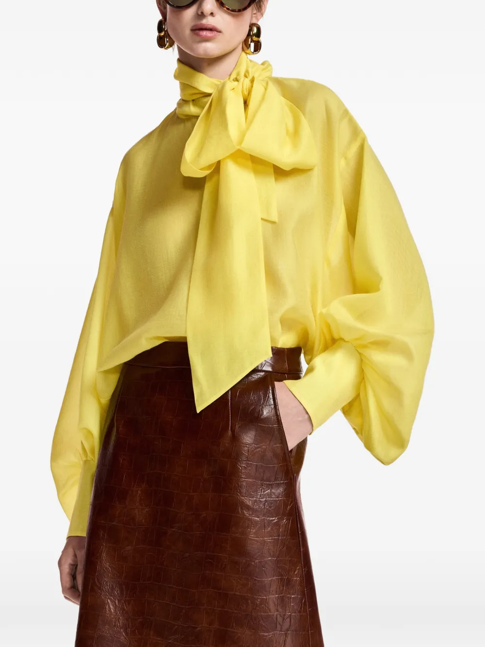 Essentiel Antwerp Karismatic blouse met strik Geel