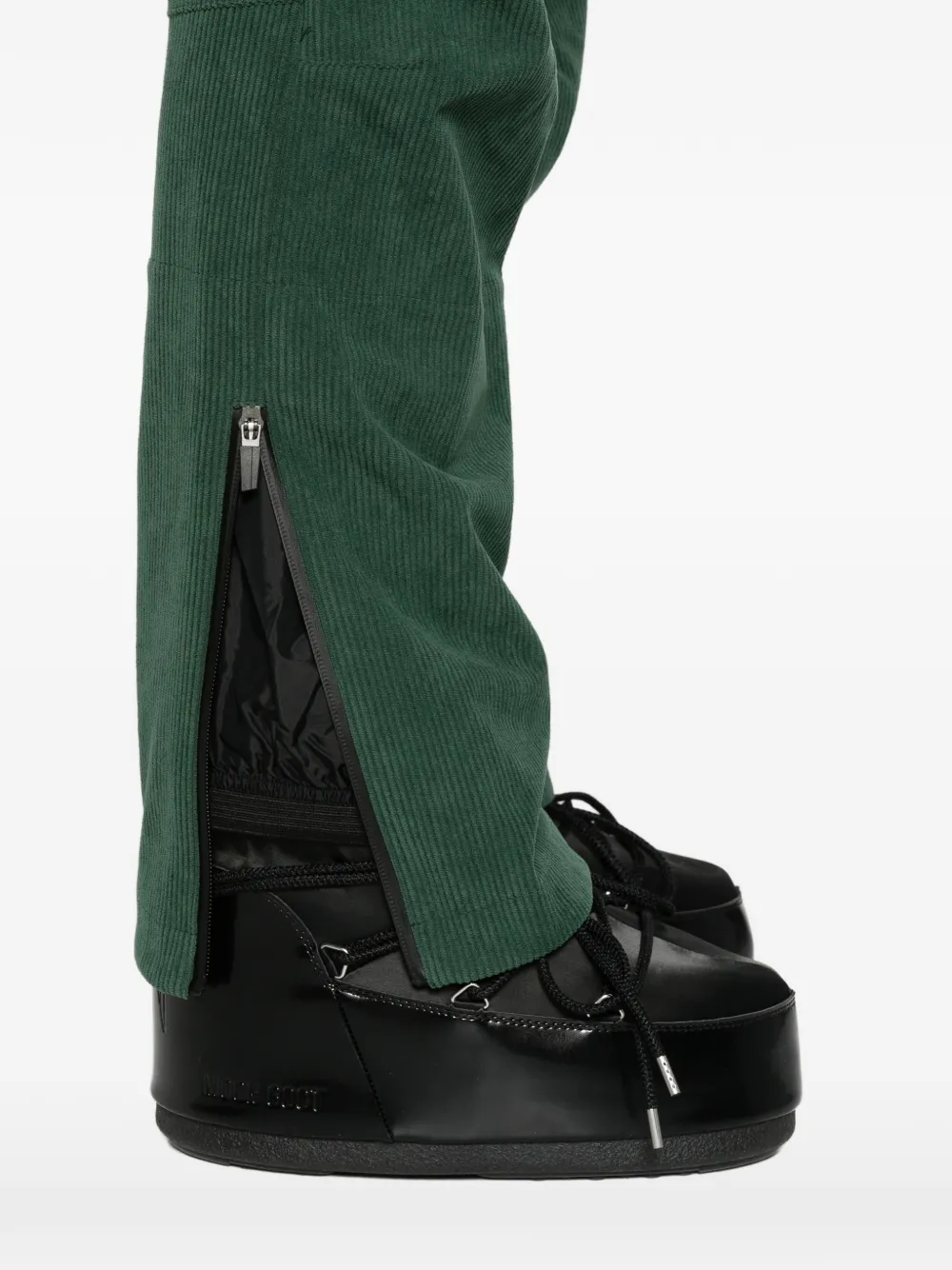 Colmar corduroy ski trousers Groen