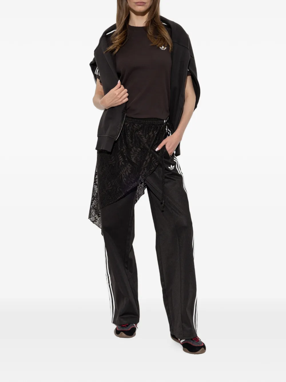 adidas lace-trim embroidered-logo T-shirt Bruin