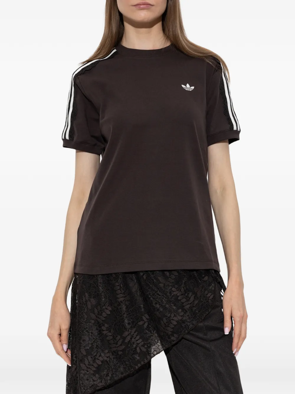 adidas lace-trim embroidered-logo T-shirt Bruin