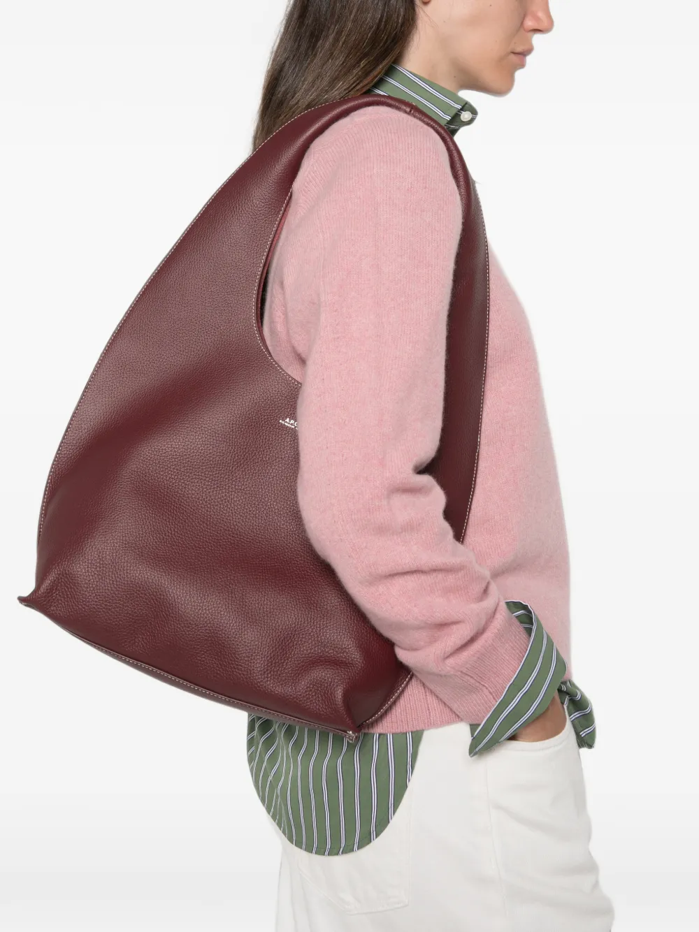 A.P.C. Schoudertas van bewerkt leer Rood
