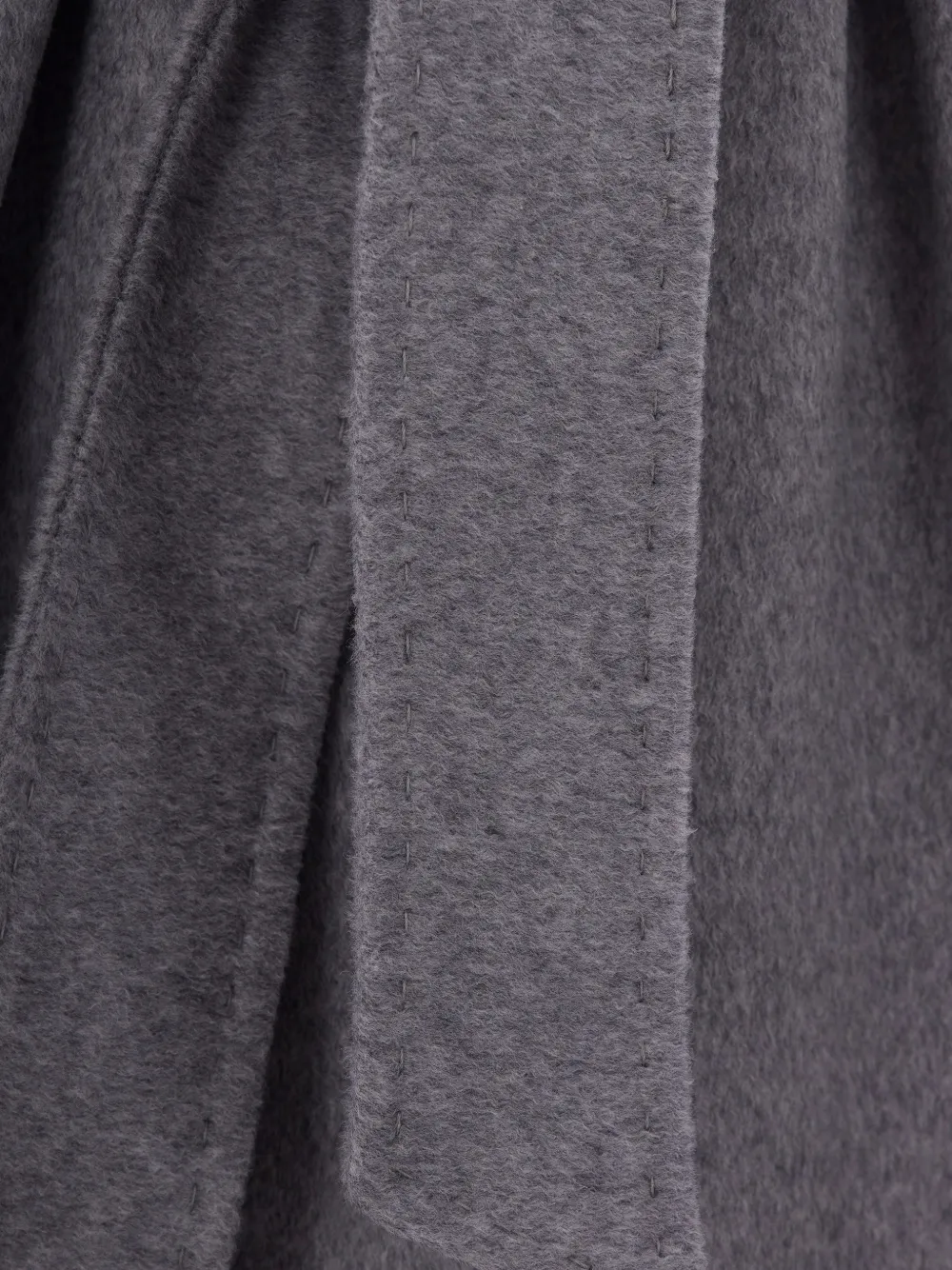 Max Mara belted shawl-collar coat Grijs