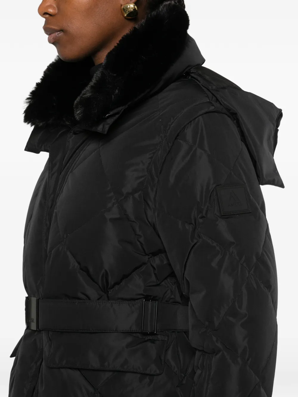 AMERL Bettina diamond-quilted belted ski jacket Zwart