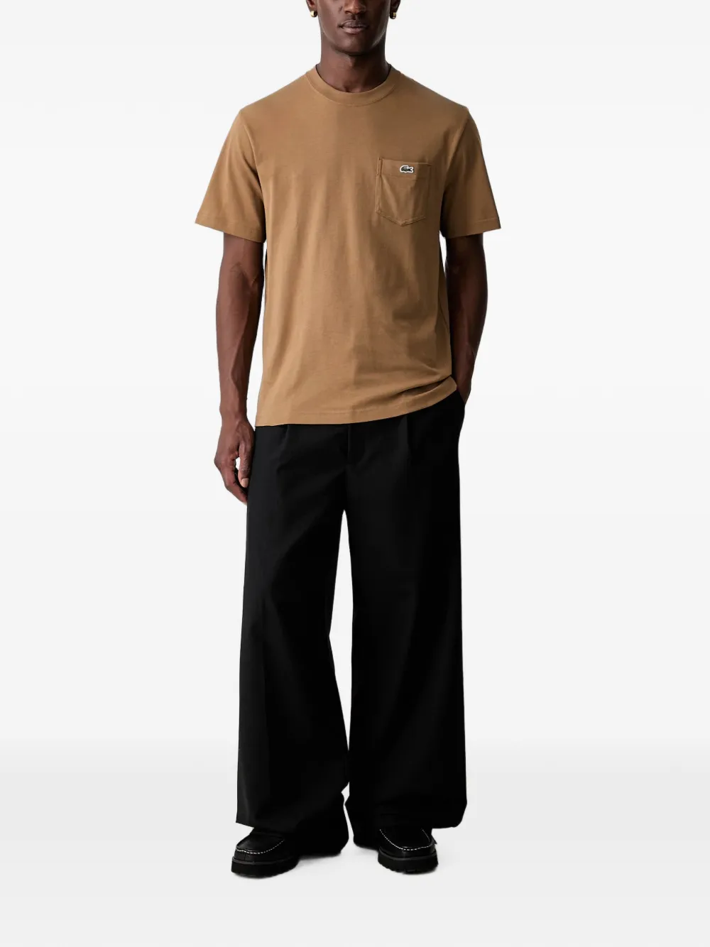 Lacoste T-shirt met opgestikte zak Bruin