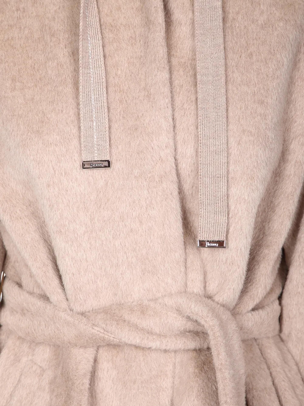 Herno Mantel met ceintuur Beige