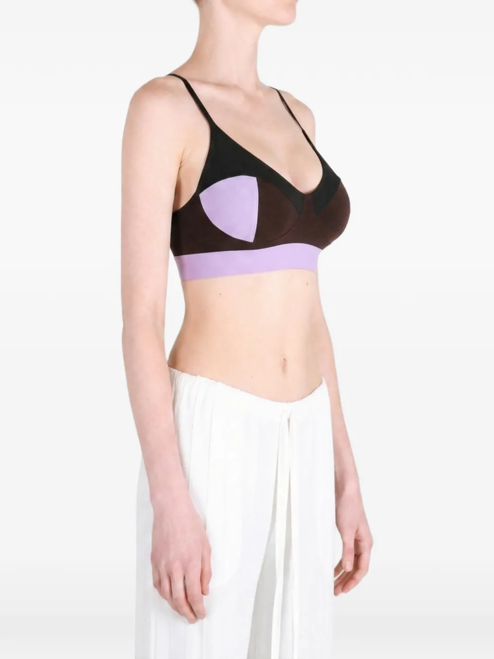 Baserange Triangel bh top met colourblocking Zwart