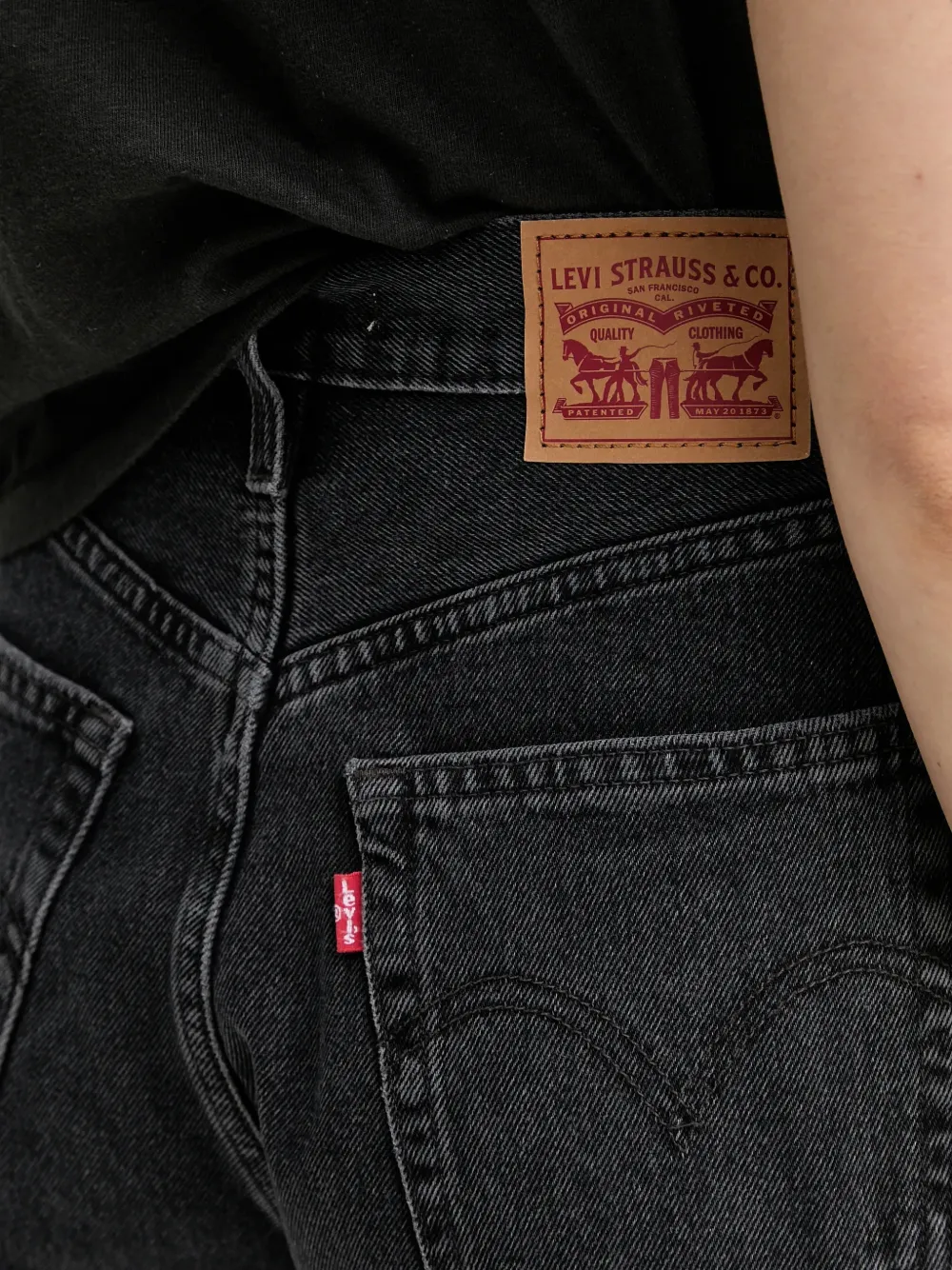 Levi's high-waisted denim shorts Zwart