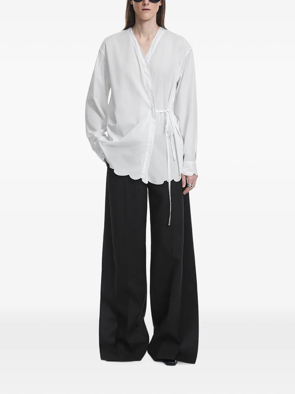 JNBY Blouse met gewelfde afwerking en gestrikte wikkel-effect Wit