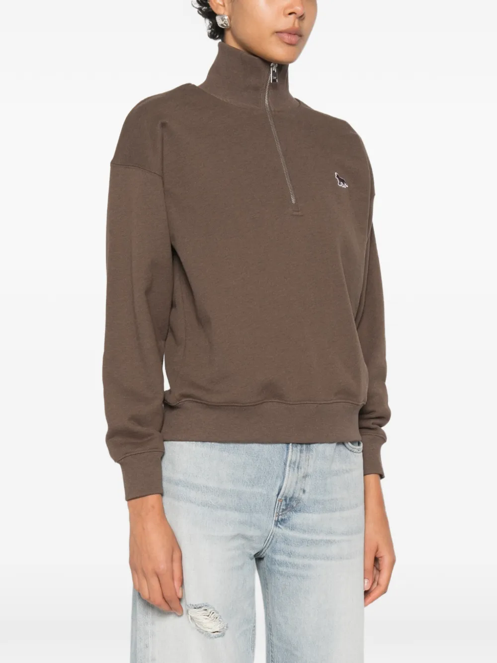 Maison Kitsuné Trui met logo-patch en korte rits Bruin