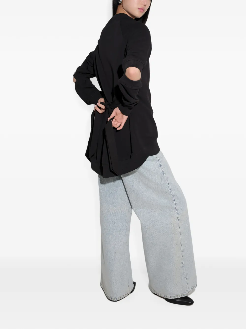 Marcella Mavi sweater met gestrikte taille en uitgesneden details Zwart