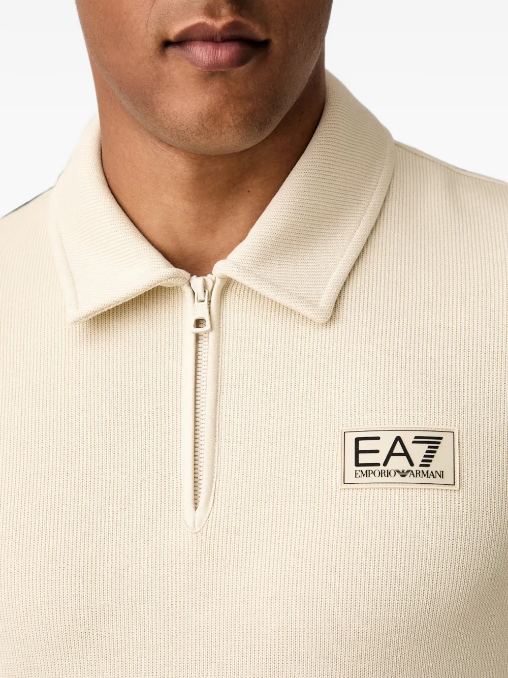 Ea7 Emporio Armani Trui met logo-patch en rits Wit