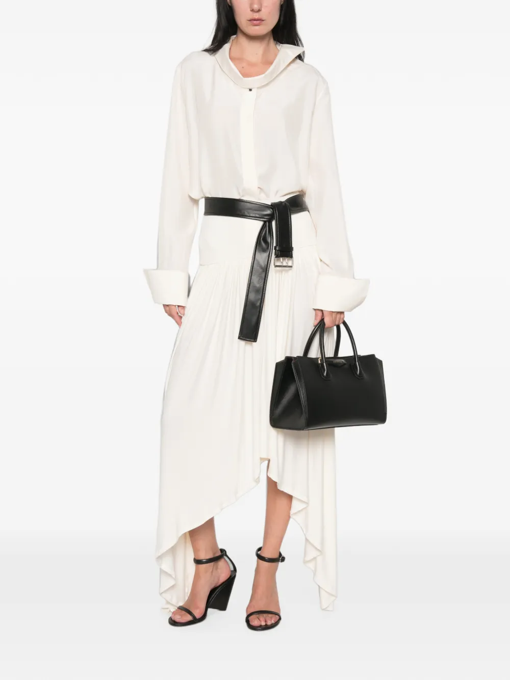 Givenchy Zijden blouse met gedeconstrueerde kraag Beige