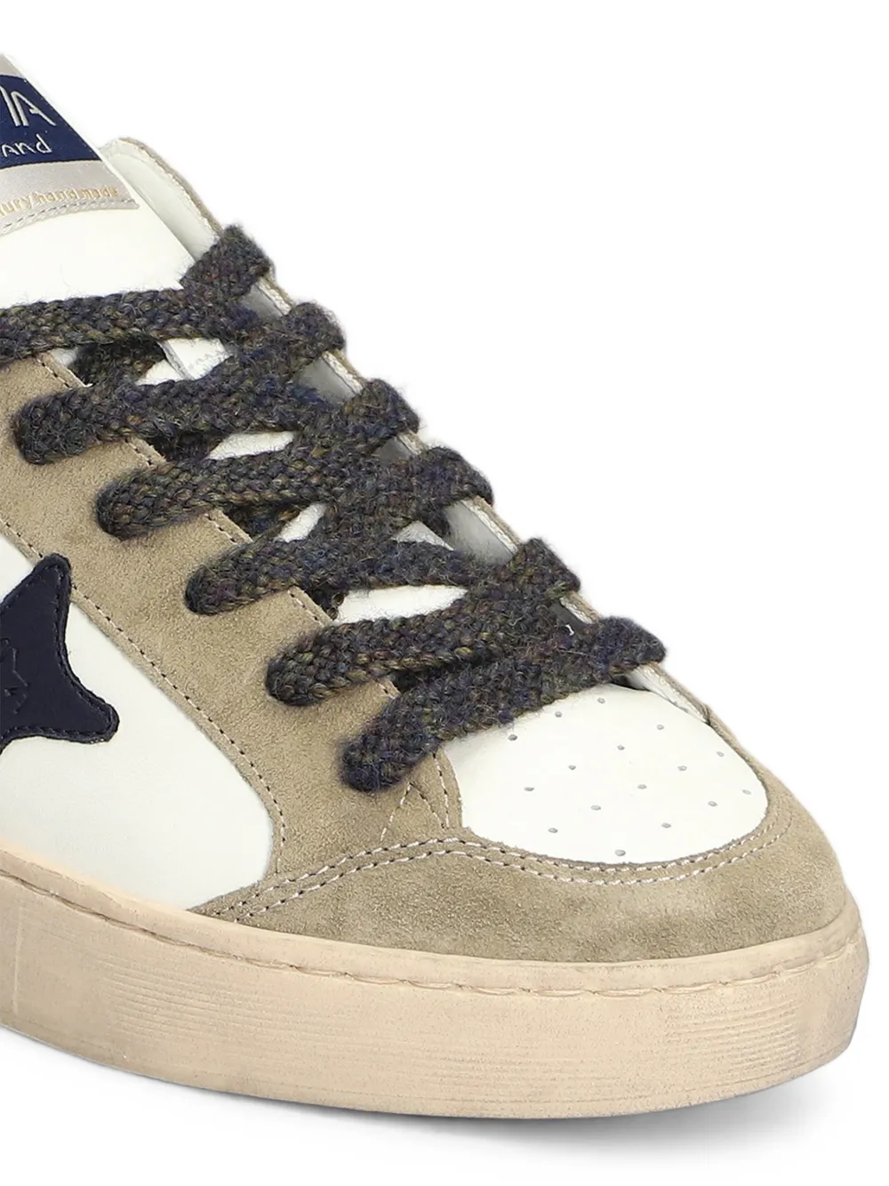 Ama Brand Sneakers met vlakken en ster-patch Wit