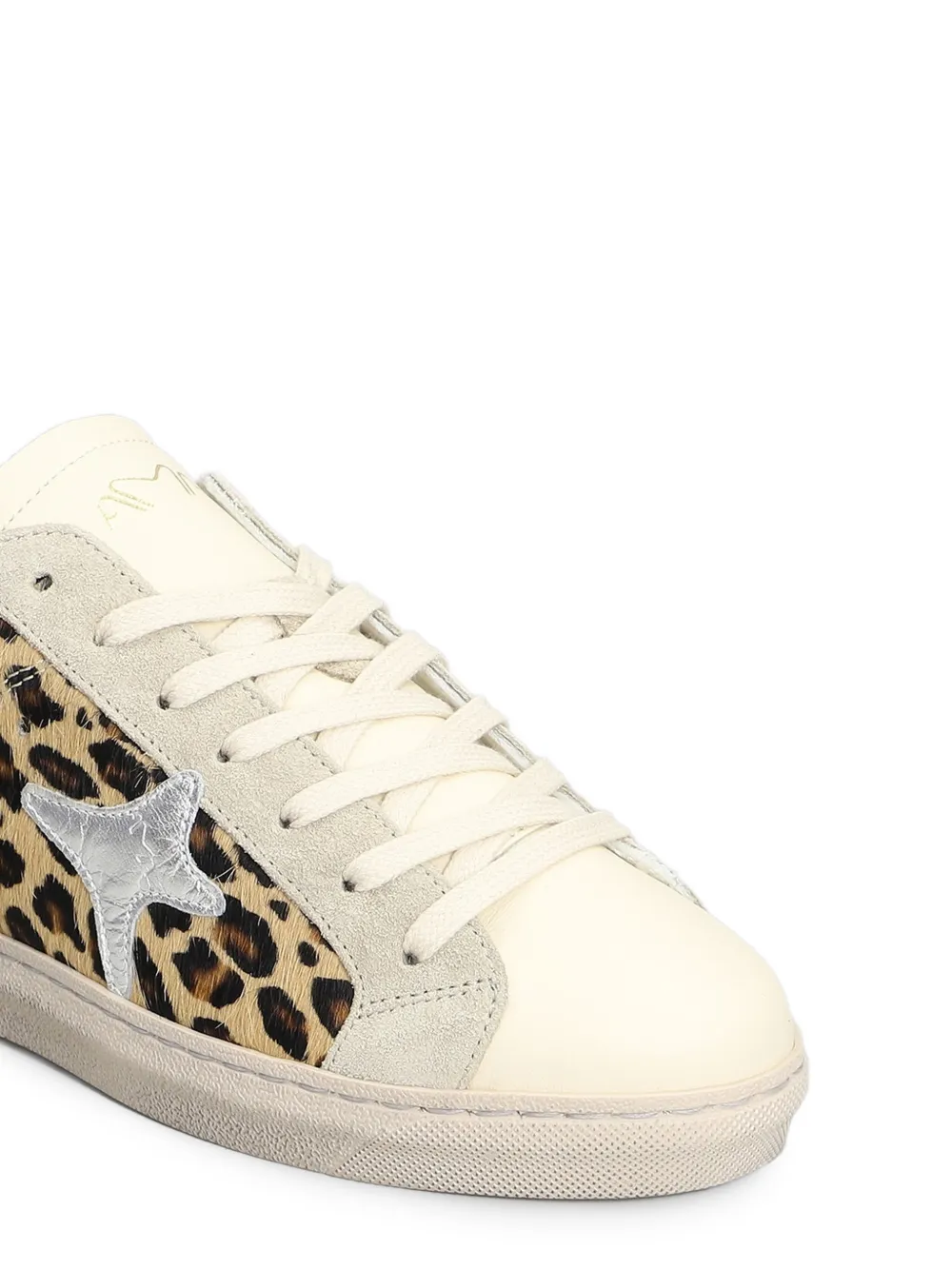 Ama Brand Sneakers met luipaardprint en sterpatch Beige