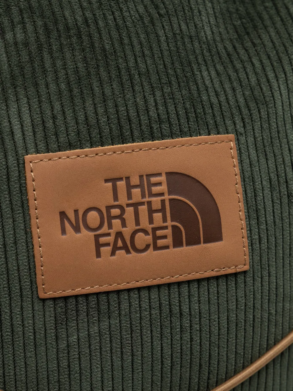 The North Face Jester Pro ribfluwelen rugzak Groen