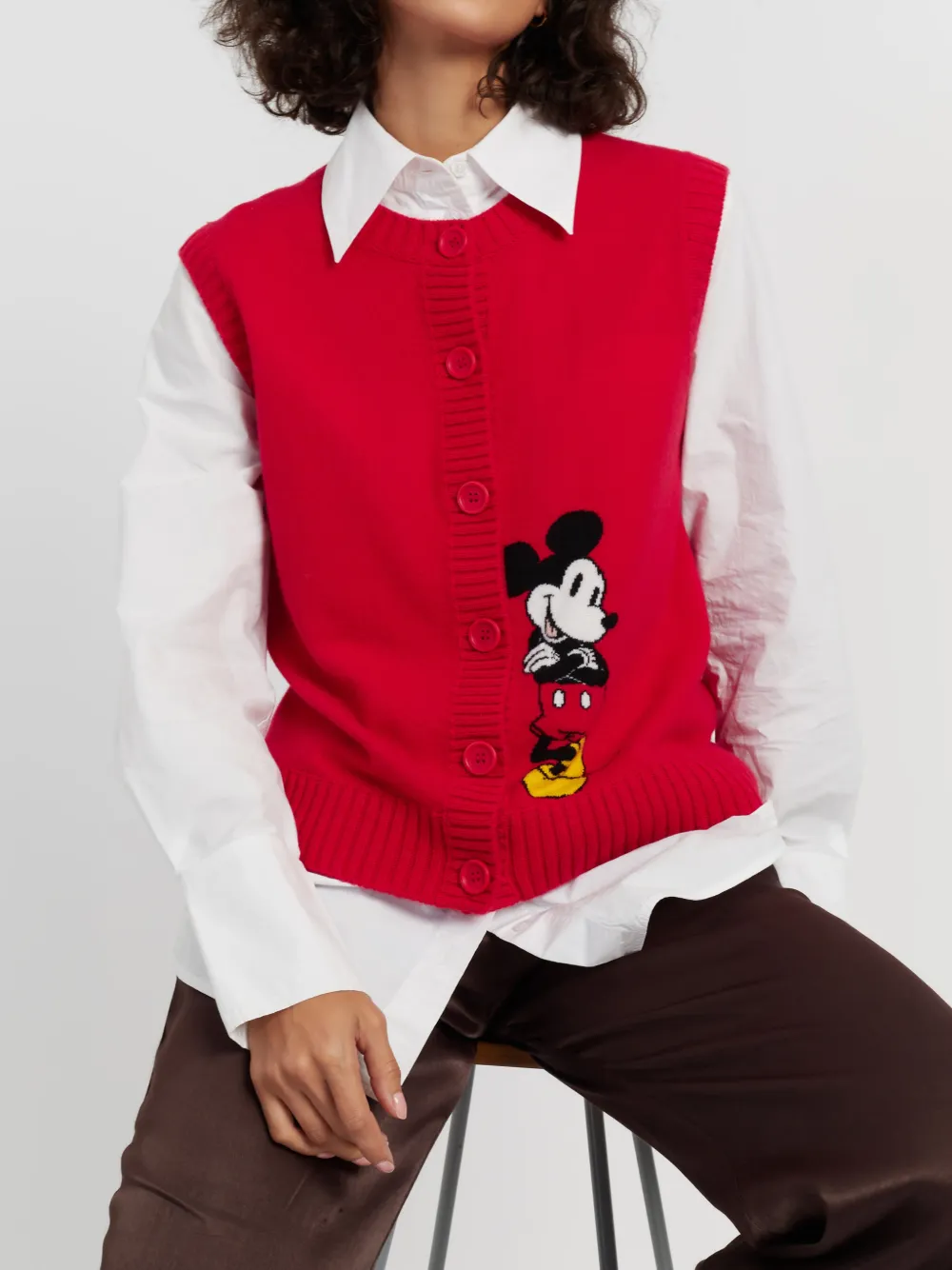 Chinti & Parker Mickey Mouse intarsia-knit sleeveless cardigan Rood