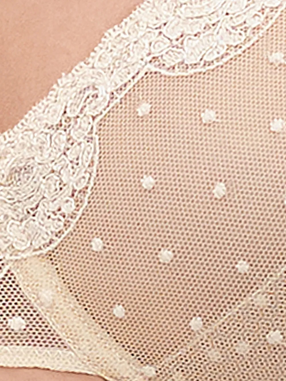 ERES Grès bh met stippen en kanten afwerking Beige