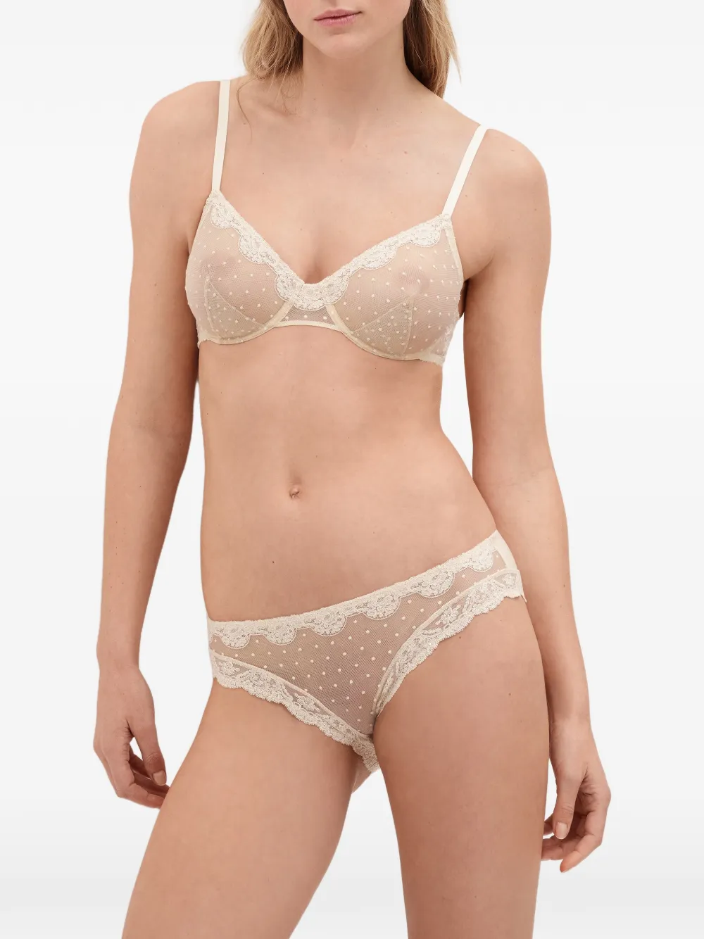 ERES Grès bh met stippen en kanten afwerking Beige