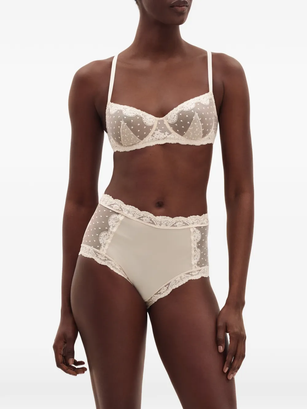 ERES Justesse slip met kanten afwerking Beige