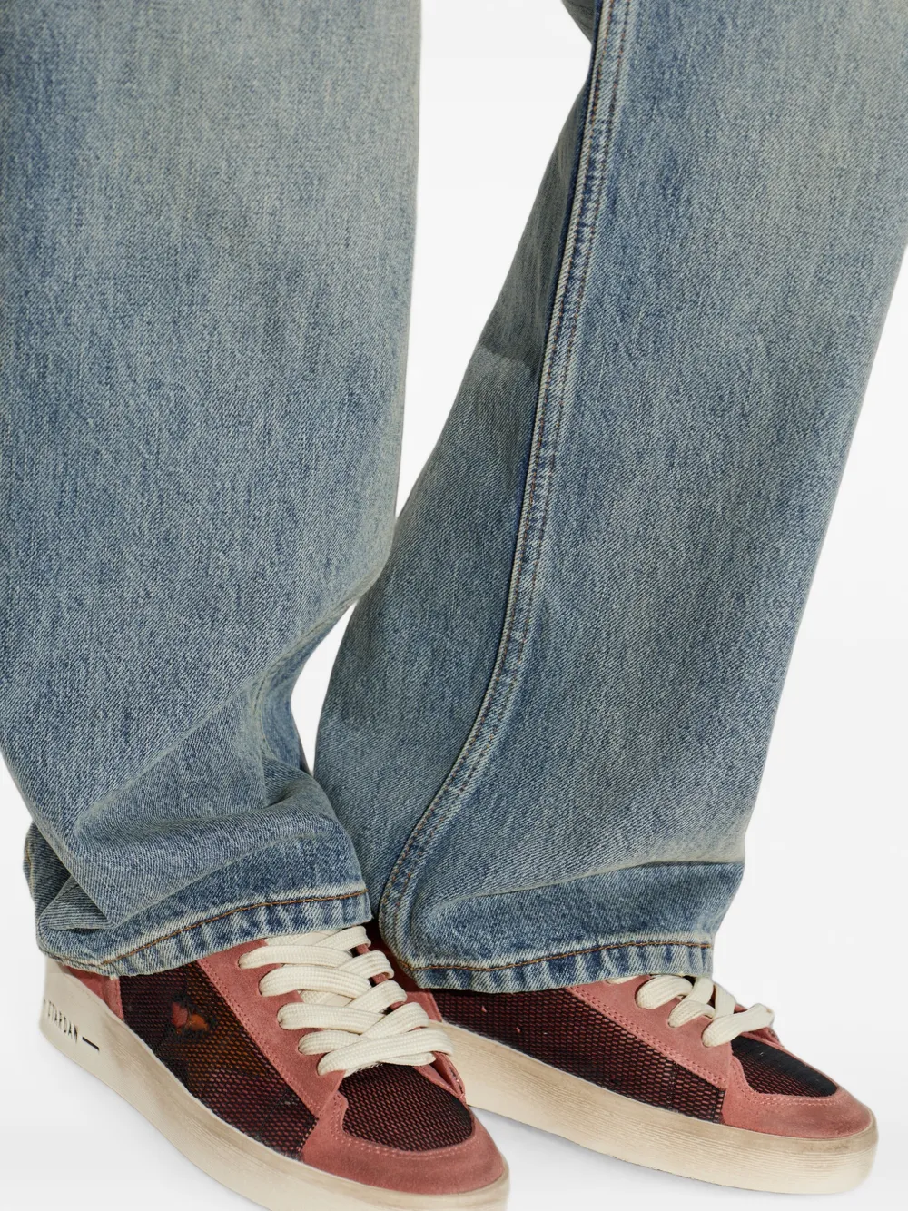 Golden Goose Stardan in pink suede with beige star Roze