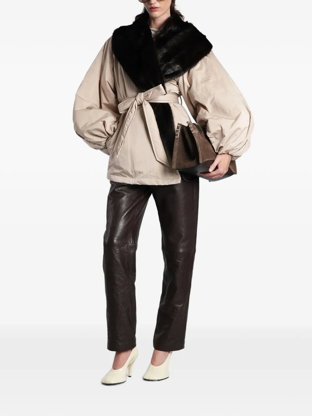 Magda Butrym faux-fur-collar belted jacket - Toni neutri