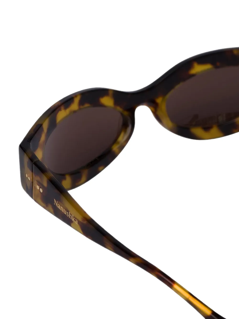 Nanushka Trysta zonnebril met cat-eye montuur Bruin