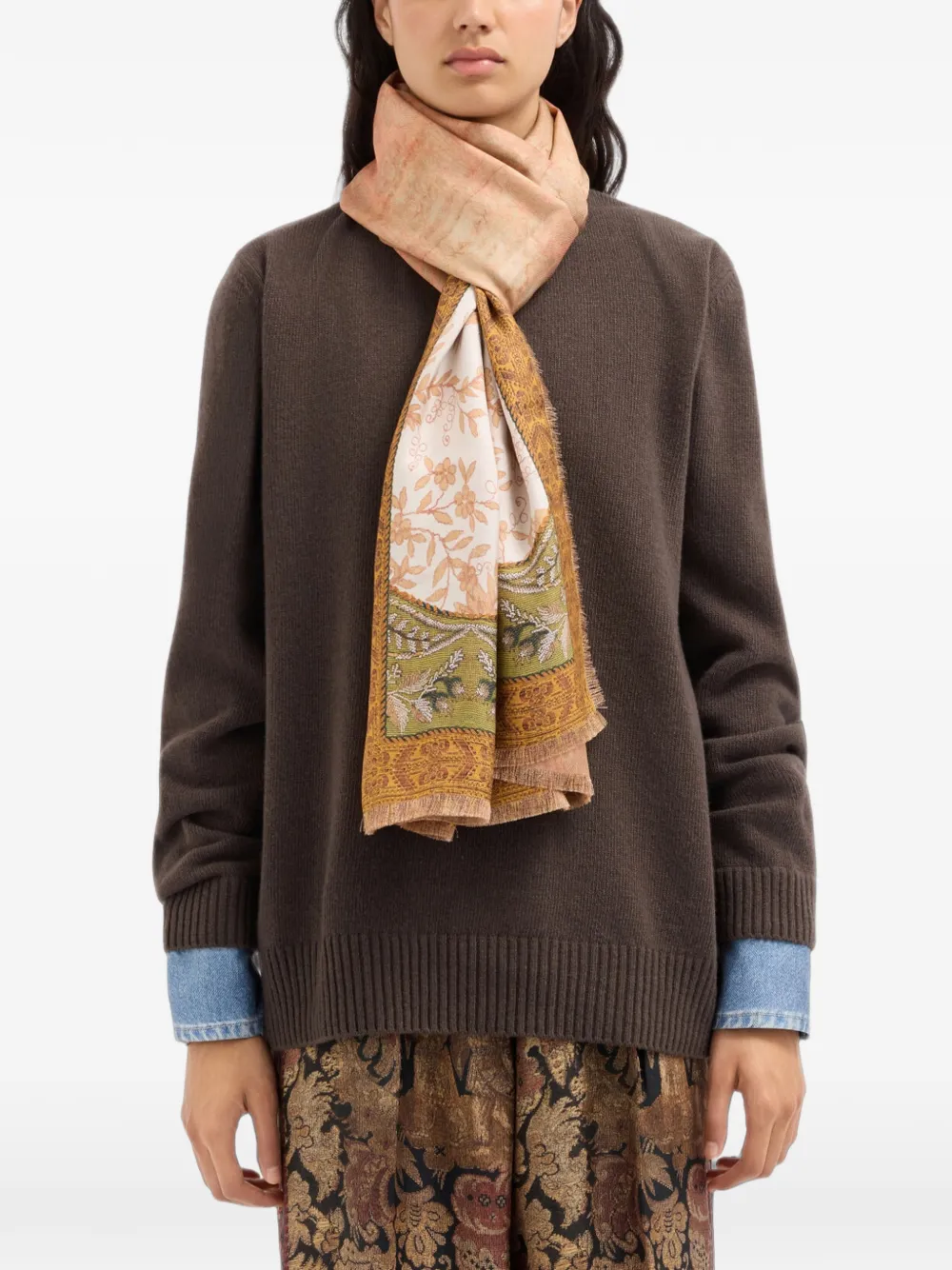 Pierre-Louis Mascia Fancy zijden sjaal met bloemenprint Beige