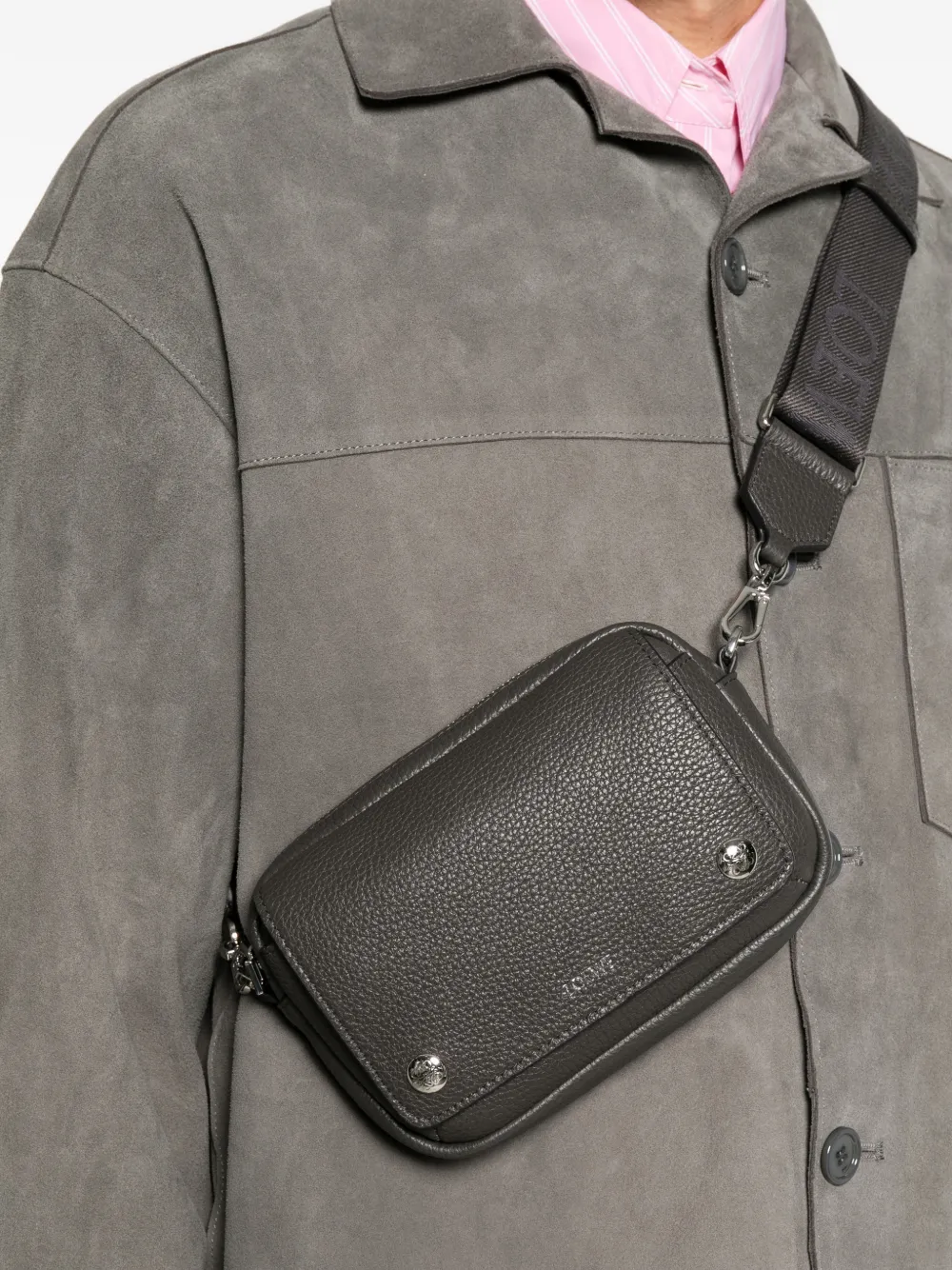 LOEWE grained leather messenger bag - Grigio