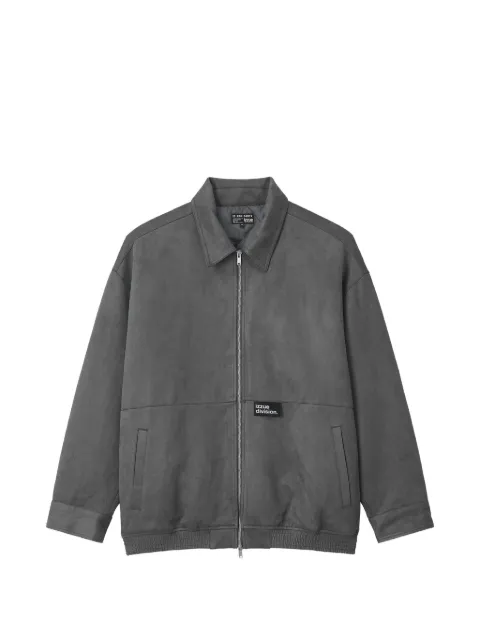 izzue logo-patch zip-up jacket