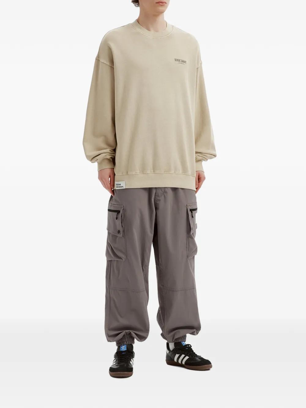 izzue Sweater met print Beige