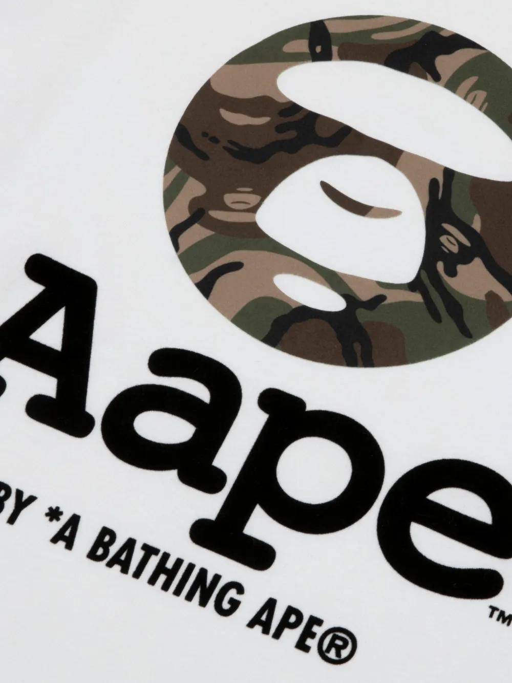 AAPE BY *A BATHING APE T-shirt met camouflage-print en logo-print Wit
