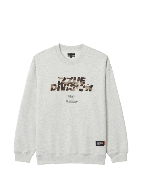 izzue sudadera con logo estampado