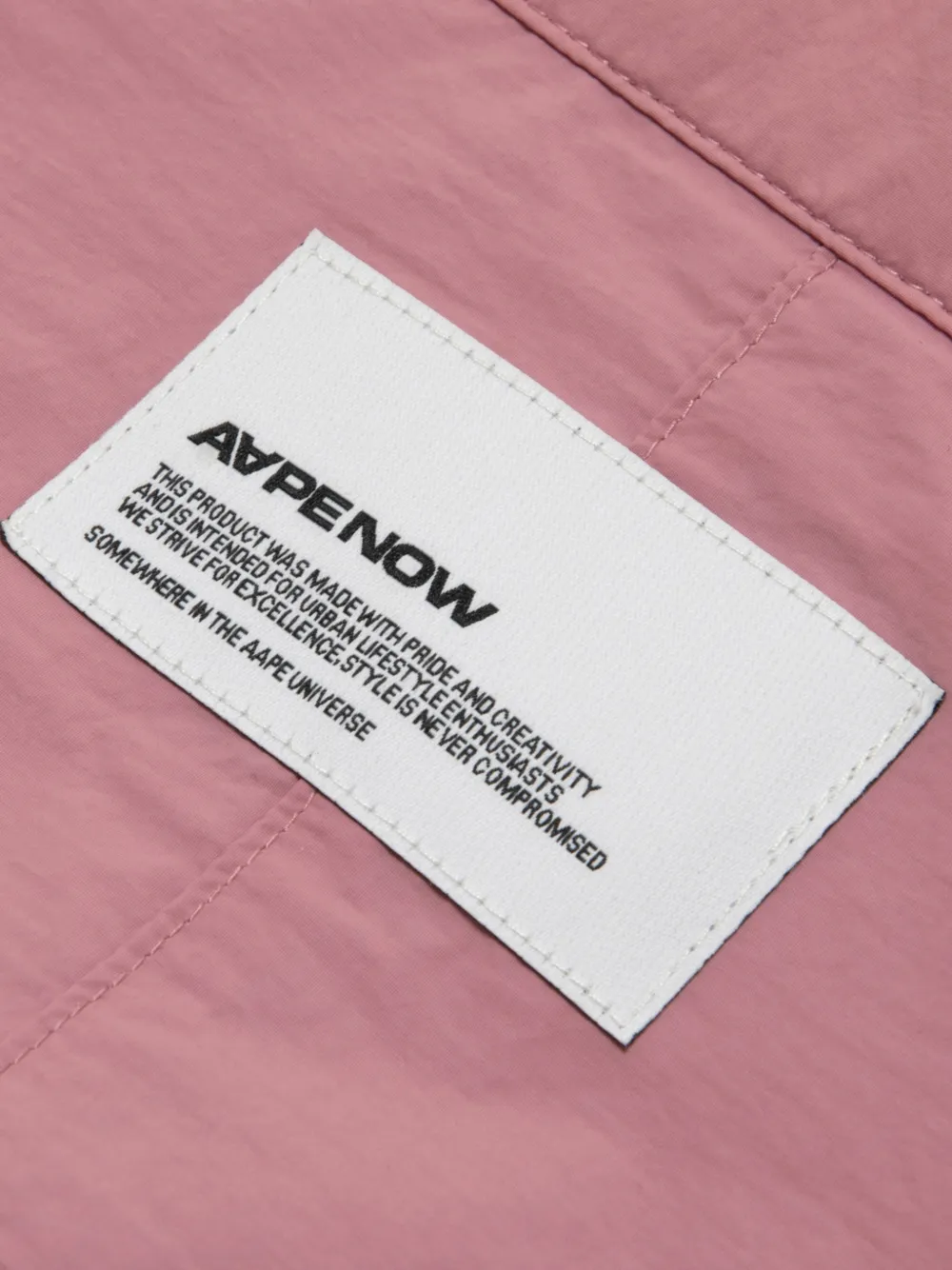 AAPE BY *A BATHING APE AAPENOW jack met logopatch en afwerking Roze