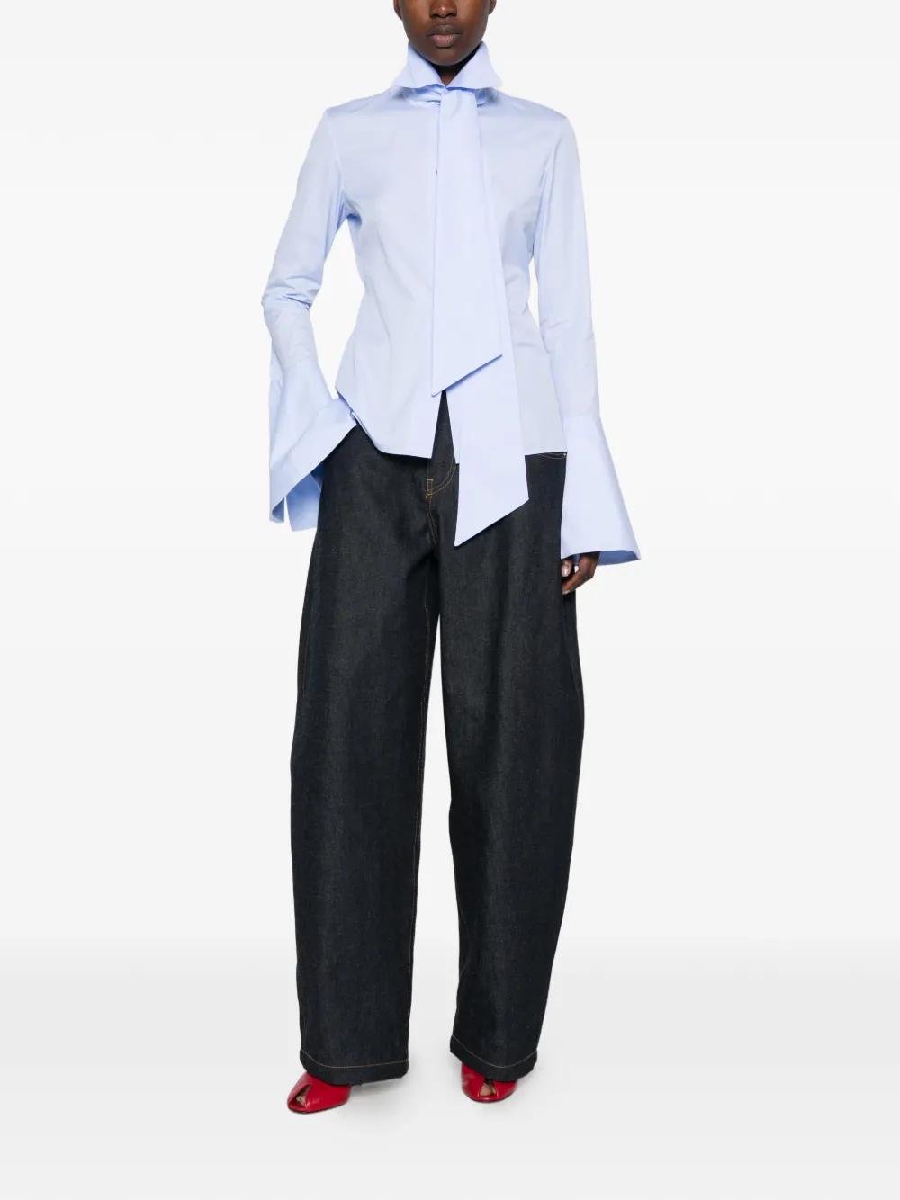 A.W.A.K.E. Mode Blouse met hoge kraag Blauw