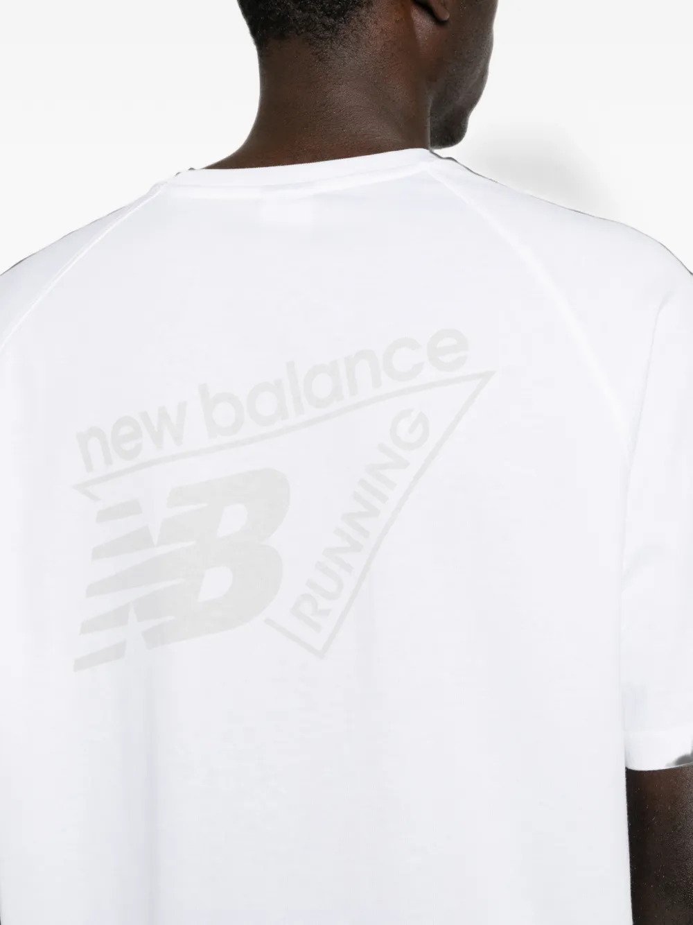 New Balance raglan-sleeve logo-print T-shirt Wit