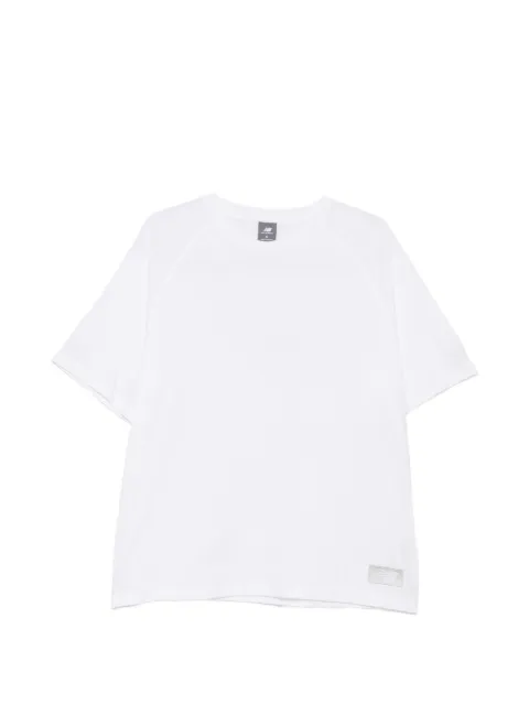 New Balance raglan-sleeve logo-print T-shirt