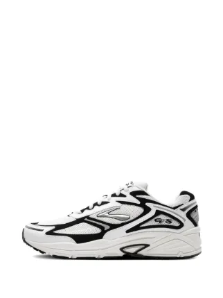 BROOKS