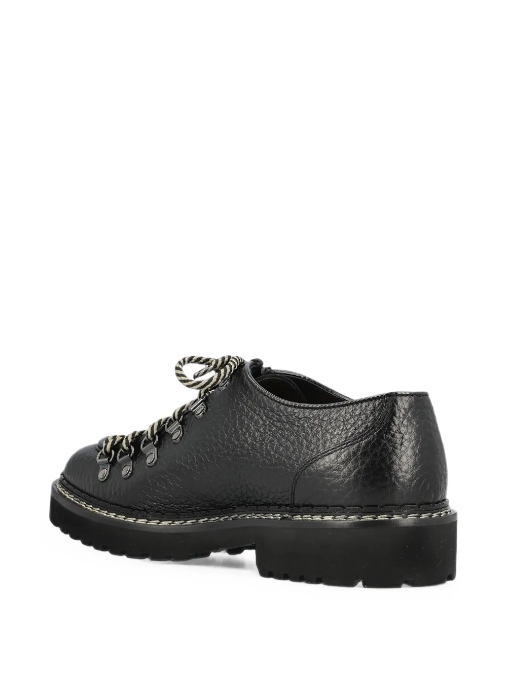 Doucal's grained-leather lace-up Derby shoes Zwart