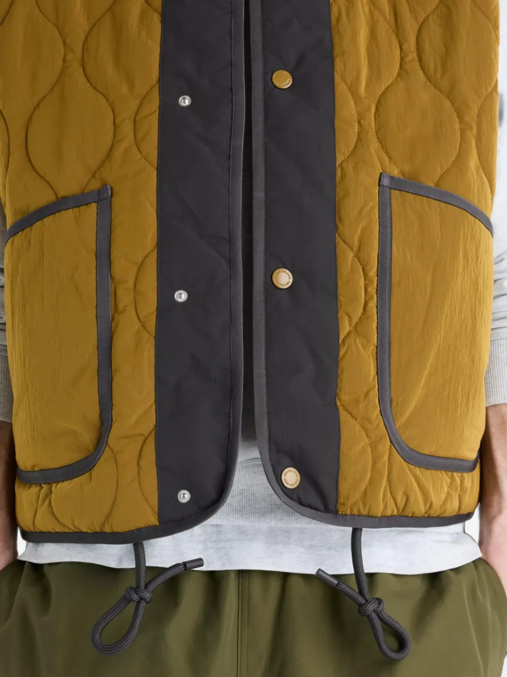 New Balance quilted vest Bruin