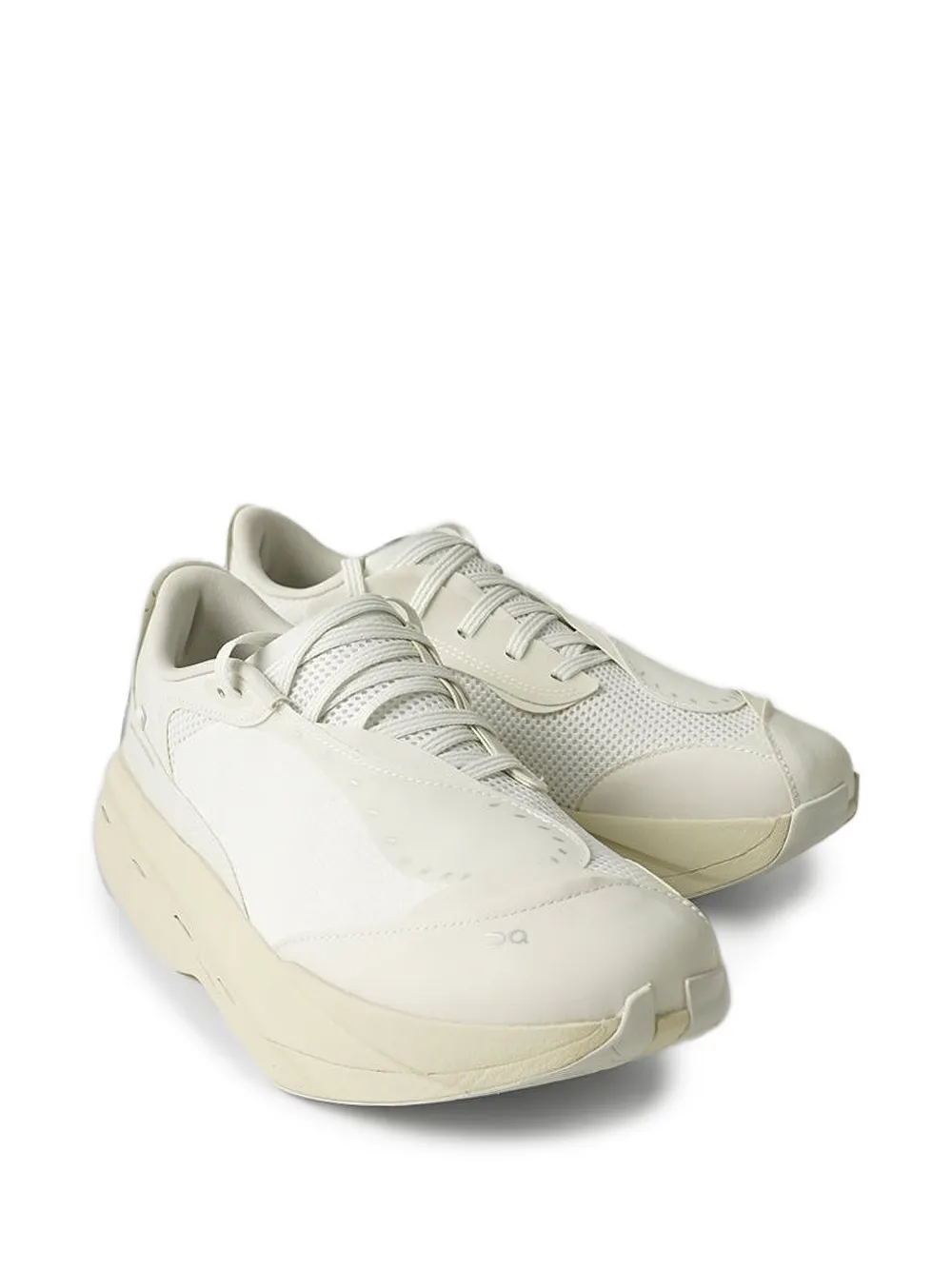 On x PAF design Cloudboom Volt sneakers Wit