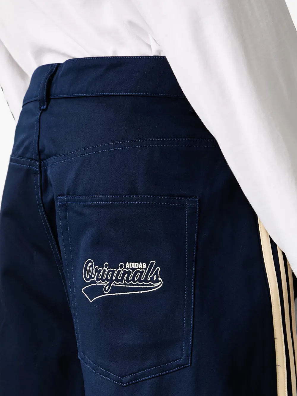 adidas Firebird twill bermuda Blauw