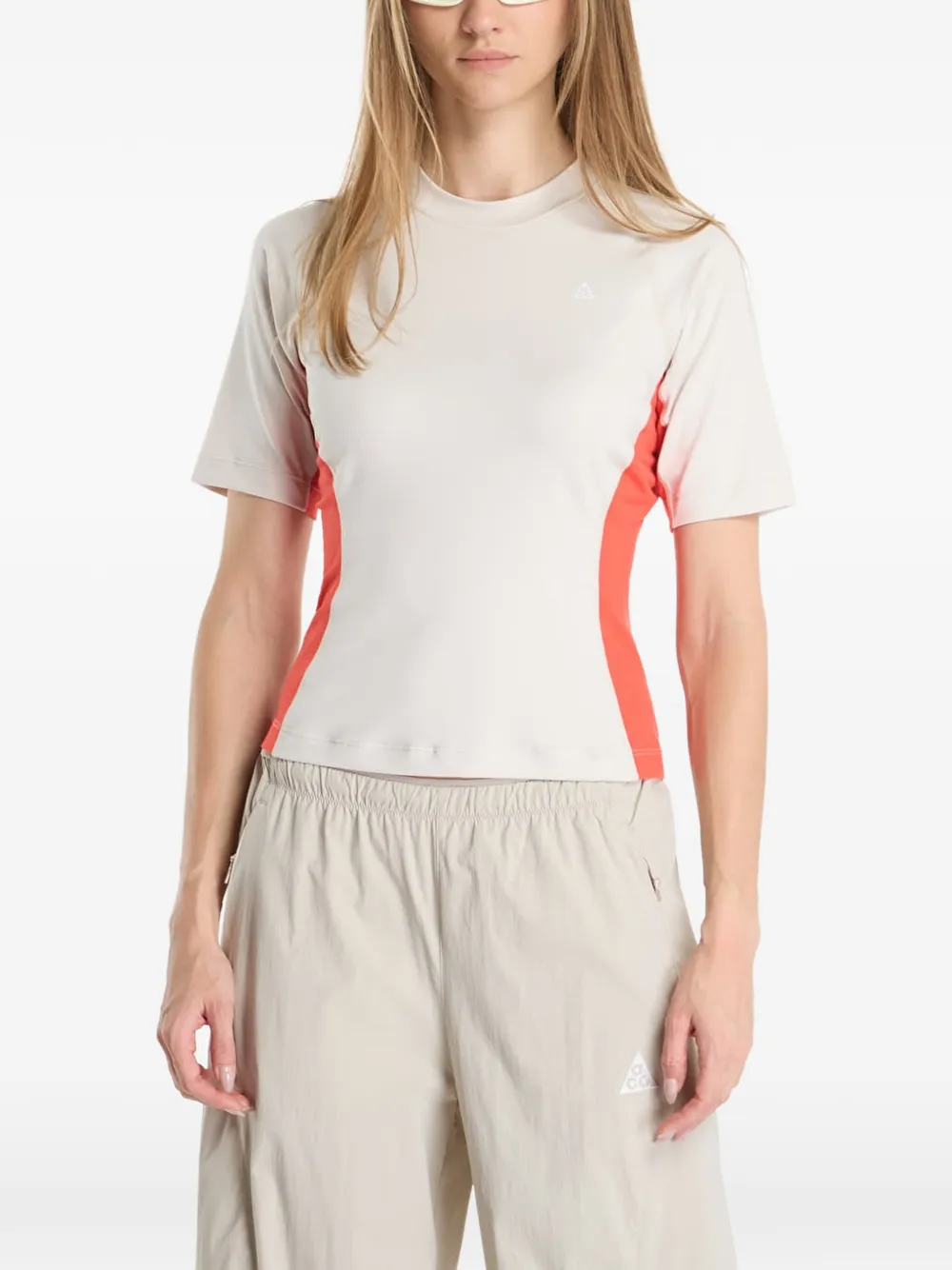 Nike Wildsee Dri-FIT colour-block T-shirt - Toni neutri