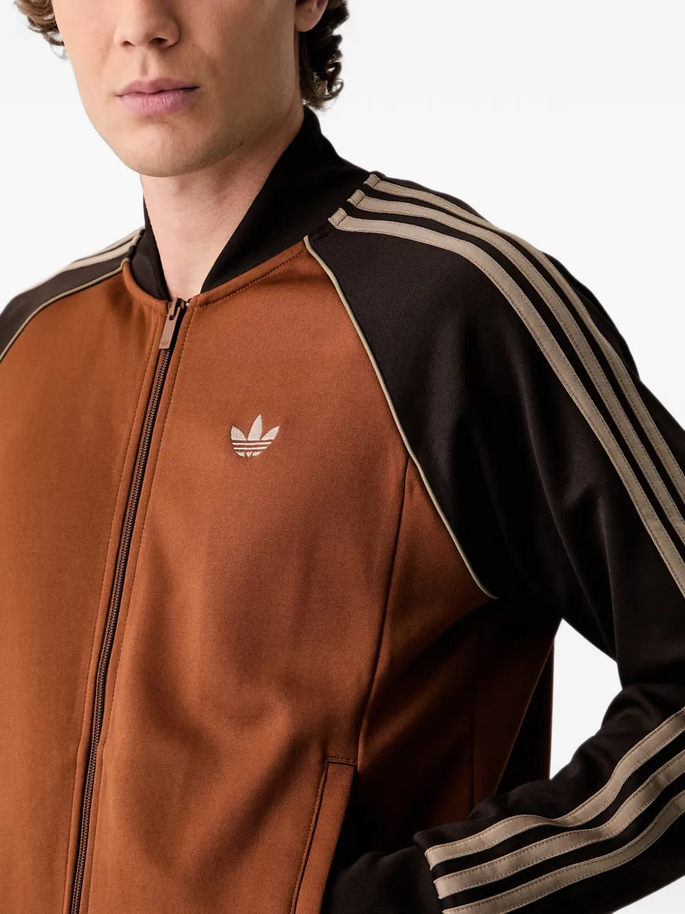 adidas SST logo-embroidered jacket Oranje