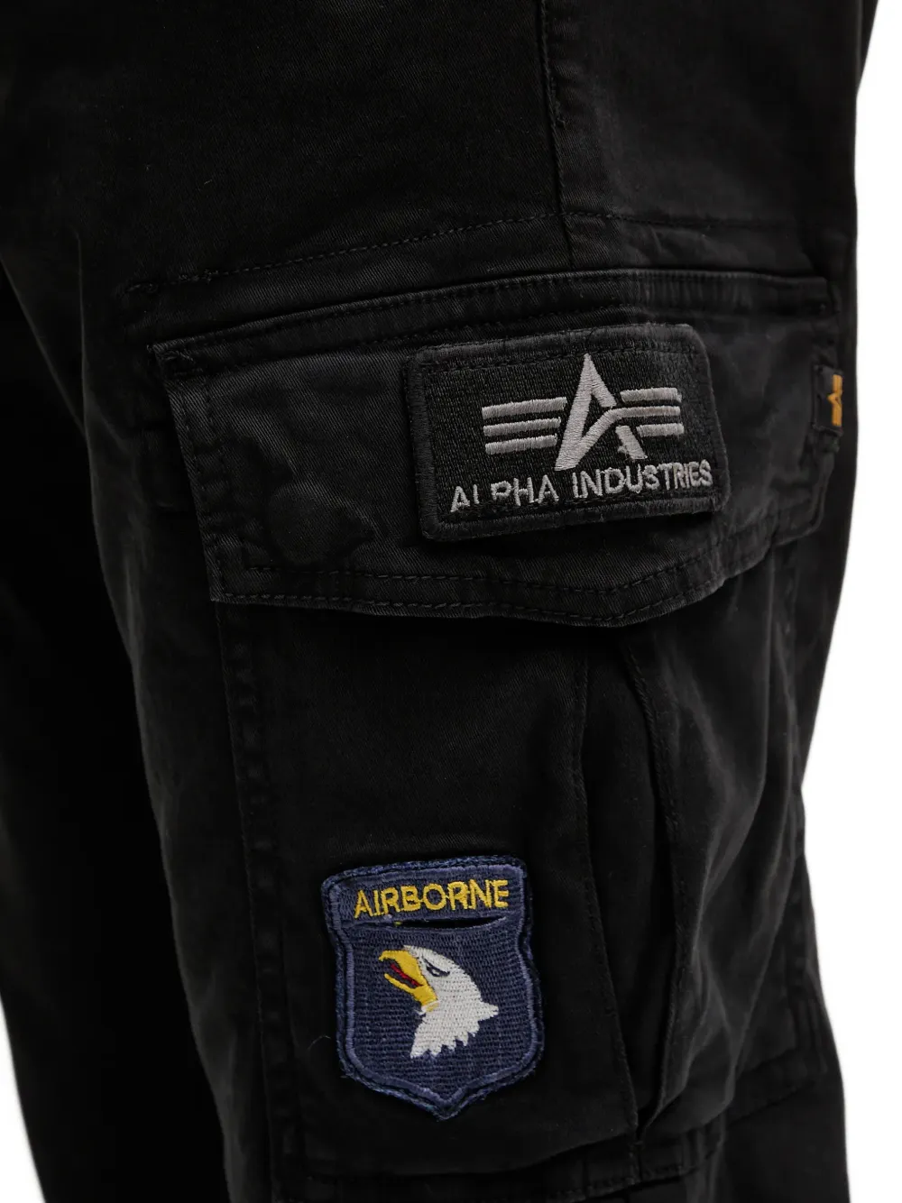 Alpha Industries Cargo broek met patch-detail Zwart