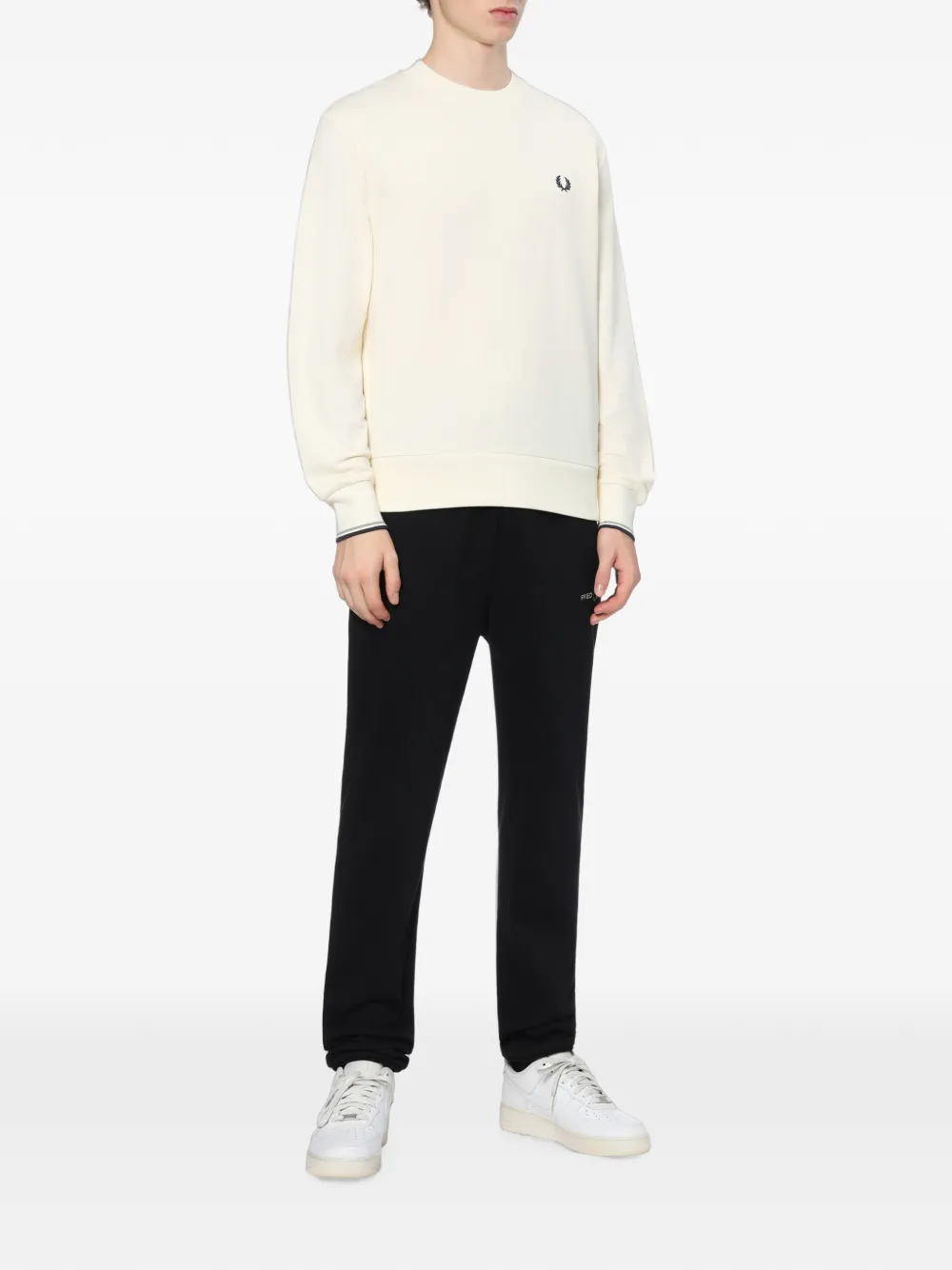 Fred Perry logo-embroidered crew-neck sweatshirt Wit